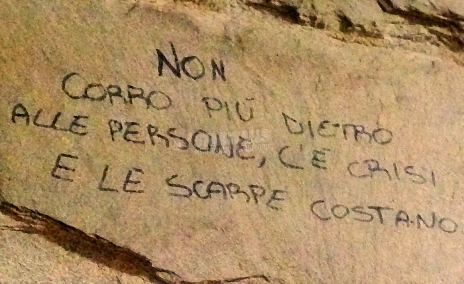 Scritte sui Muri Grossa crisi