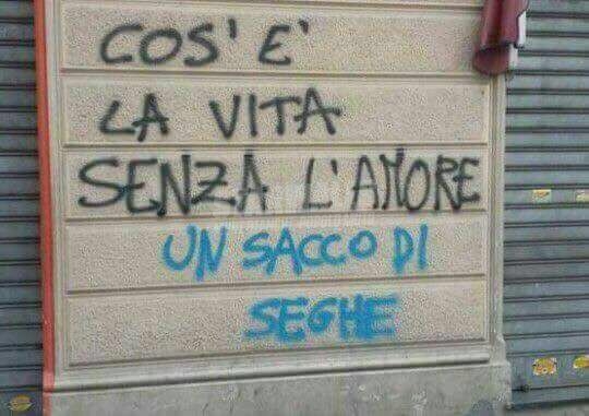 Scritte sui Muri Amore solitario