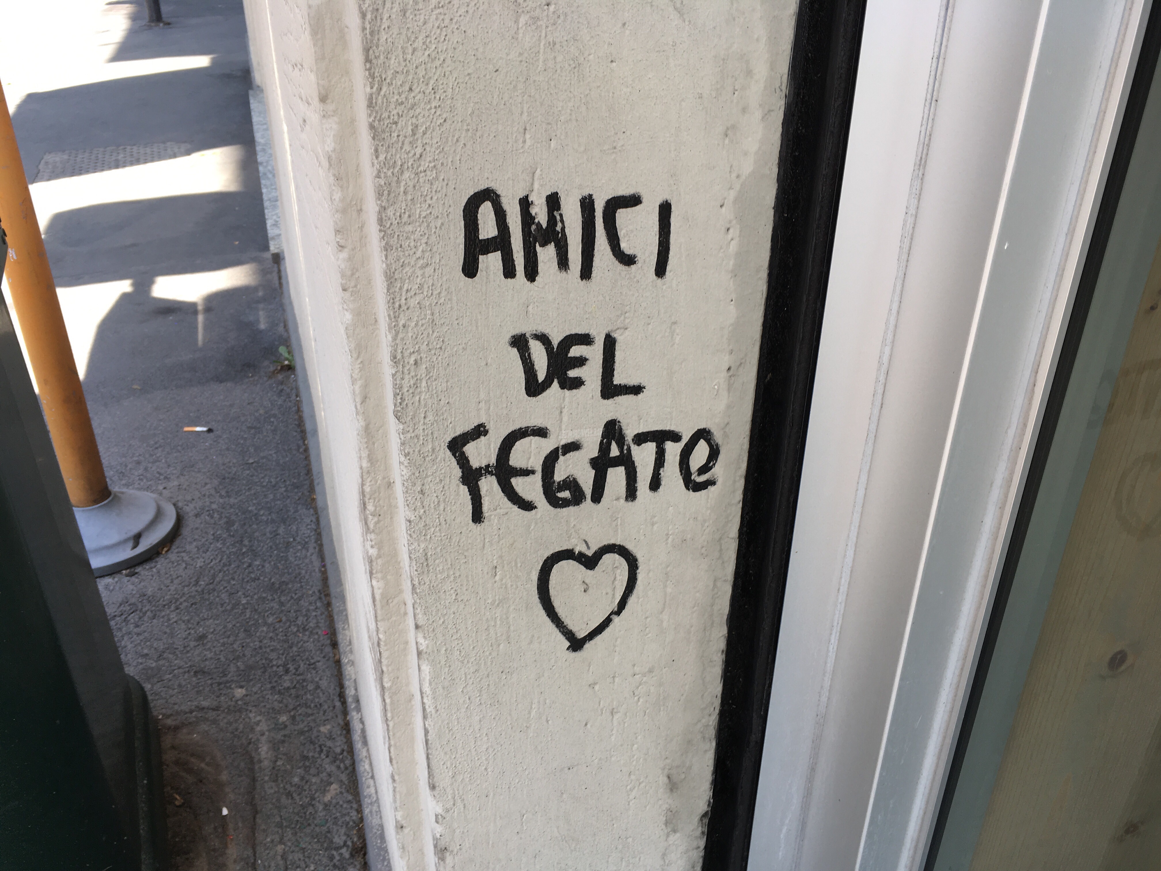 Scritte sui Muri Alcool friendzone