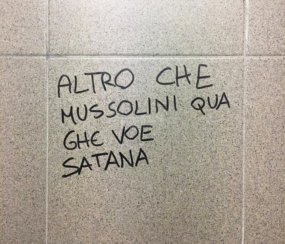 Scritte sui Muri Quando c'era lui