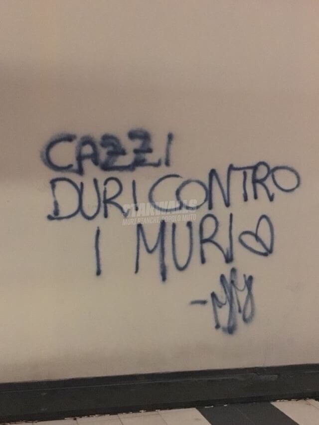 Scritte sui Muri O la va o la spacca