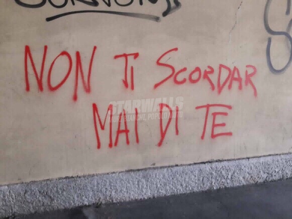 Scritte sui Muri Egoist!