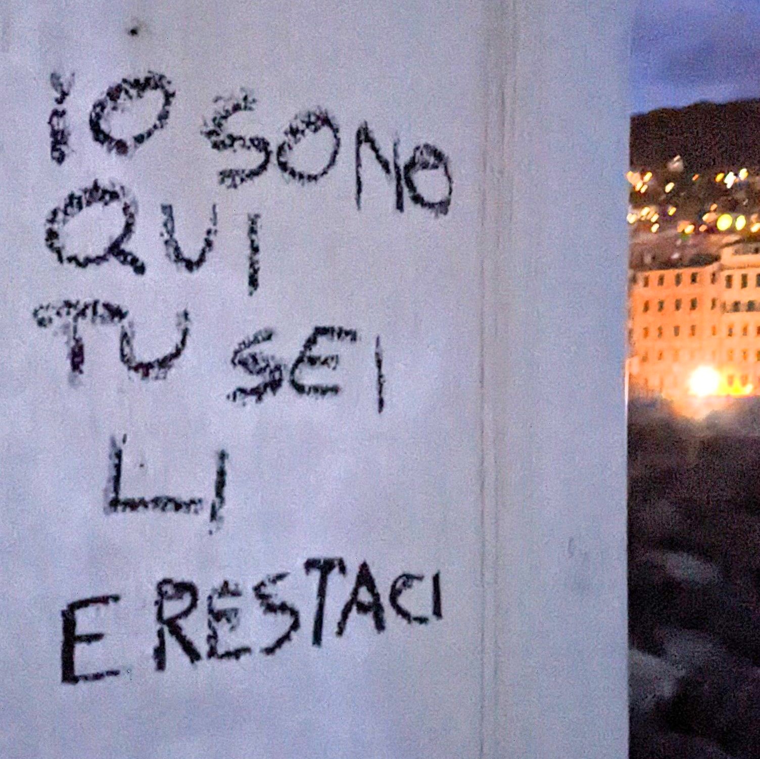 Scritte sui Muri Giuste distanze